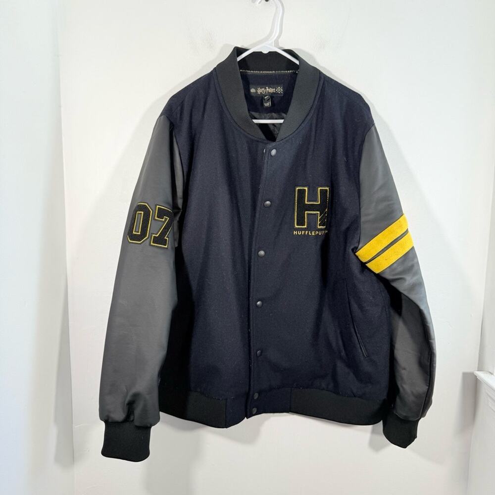 Harry Potter Hufflepuff Wool Faux Leather Varsity Bomber Jacket XXL Exclusive